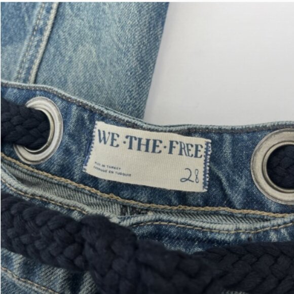 We The Free Moxie Pull-On Barrel Jeans Size 28 EUC - Picture 5 of 7